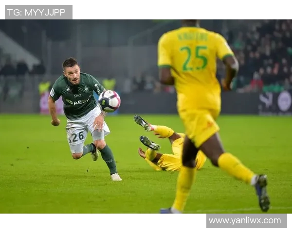 埃蒂安与卡昂的激烈对决谁能在法乙赛场上笑到最后 埃蒂安与卡昂的激烈对决谁能在法乙赛场上笑到最后