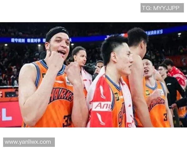 天津男篮与上海男篮激战正酣谁能在这场对决中笑到最后 天津男篮与上海男篮激战正酣谁能在这场对决中笑到最后