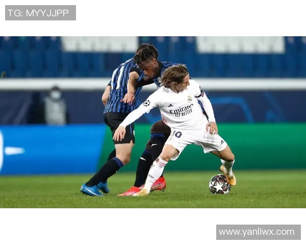 拉齐奥与亚特兰大激战正酣谁将成为意甲新王者